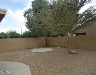 5419 W Shumway Farm Road - Photo Thumbnail 20