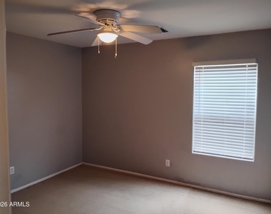 6238 S Cottonfields Lane - Photo Thumbnail 13