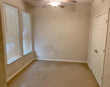 1113 Ellison Park Circle - Photo Thumbnail 9