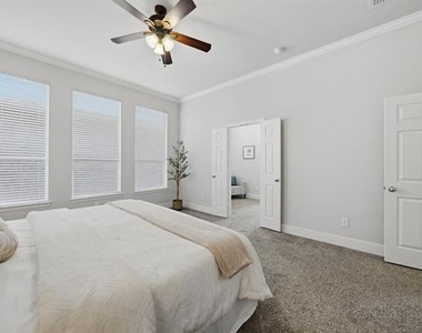 3475 Pilgrim Drive - Photo Thumbnail 16