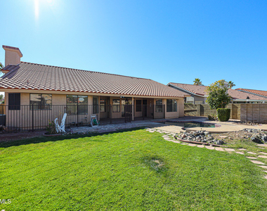 6910 W Kimberly Way - Photo Thumbnail 40