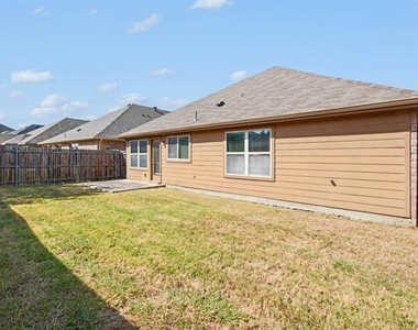 1412 Villa Paloma Boulevard - Photo Thumbnail 28