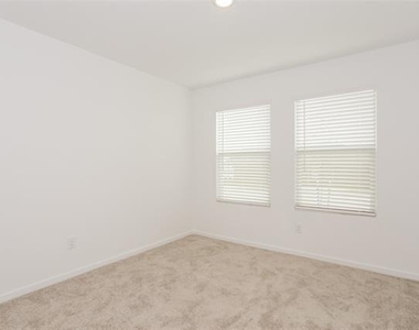15208 Grappling Irons Lane - Photo Thumbnail 12