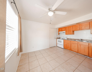 1233 E Henry Street - Photo Thumbnail 22