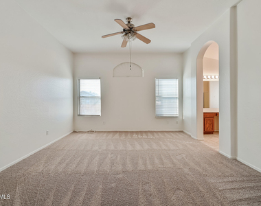 2607 E Anderson Drive - Photo Thumbnail 16