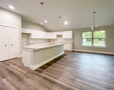3318 Rutledge Street - Photo Thumbnail 10