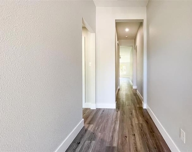 3318 Rutledge Street - Photo Thumbnail 3
