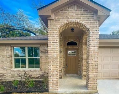 3318 Rutledge Street - Photo Thumbnail 1