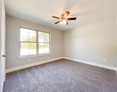 3318 Rutledge Street - Photo Thumbnail 5