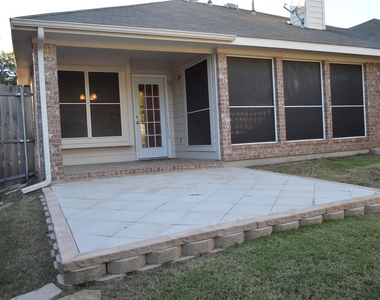 7512 Sonoma Valley Drive - Photo Thumbnail 10