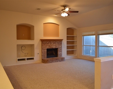 7512 Sonoma Valley Drive - Photo Thumbnail 5