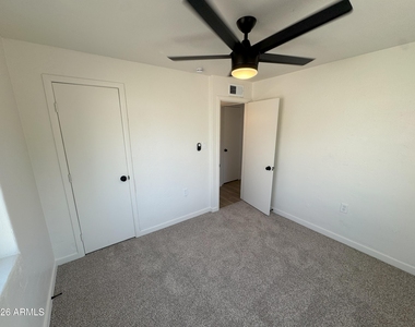 546 S Hobson Road - Photo Thumbnail 24