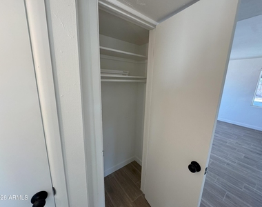 546 S Hobson Road - Photo Thumbnail 27