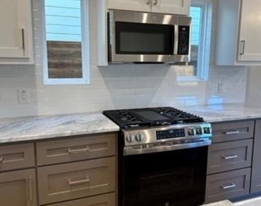505 Southren Drive - Photo Thumbnail 8