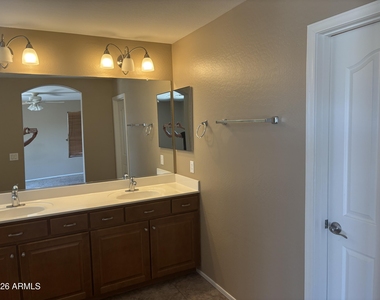 18045 W Carol Avenue - Photo Thumbnail 6