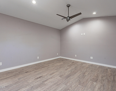 523 N Pasadena -- - Photo Thumbnail 6