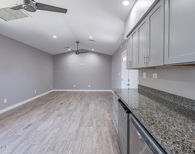523 N Pasadena -- - Photo Thumbnail 19