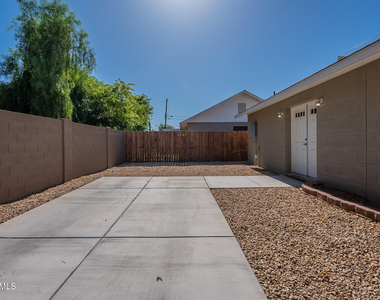 523 N Pasadena -- - Photo Thumbnail 4