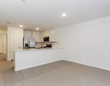 15225 Rangeland Road - Photo Thumbnail 3