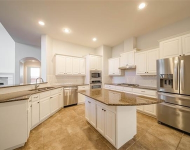 1810 Port Isabel Drive - Photo Thumbnail 11