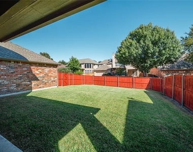 1810 Port Isabel Drive - Photo Thumbnail 37
