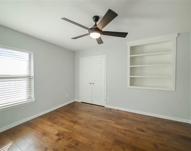 1810 Port Isabel Drive - Photo Thumbnail 35