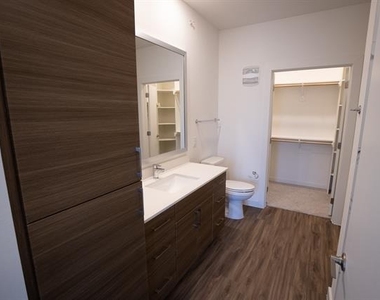 120 N Madison Avenue - Photo Thumbnail 8