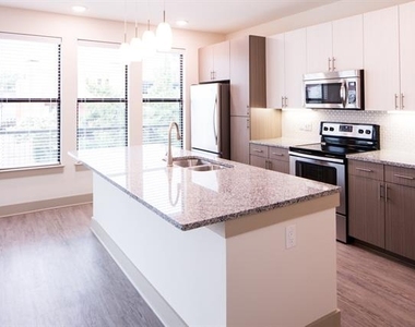 4020 Gilbert Avenue - Photo Thumbnail 1