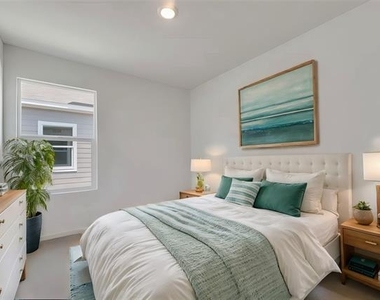 925 Grebe Drive - Photo Thumbnail 7