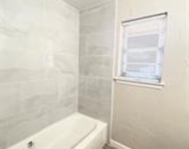 1325 Florentine Drive - Photo Thumbnail 8
