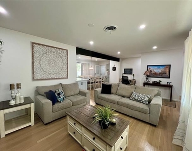 1113 Eric Avenue - Photo Thumbnail 4
