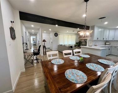 1113 Eric Avenue - Photo Thumbnail 8