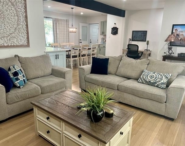 1113 Eric Avenue - Photo Thumbnail 5