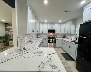 1113 Eric Avenue - Photo Thumbnail 14