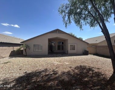 434 E Chicory Place - Photo Thumbnail 3