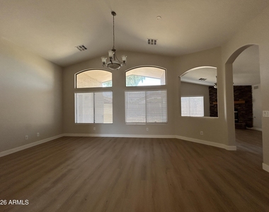 434 E Chicory Place - Photo Thumbnail 32