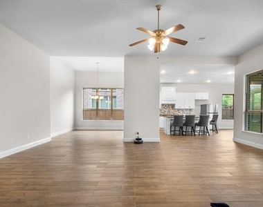 16050 Talamore Lane - Photo Thumbnail 6