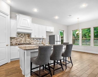 16050 Talamore Lane - Photo Thumbnail 10