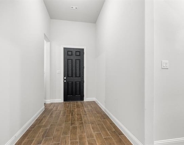16050 Talamore Lane - Photo Thumbnail 24