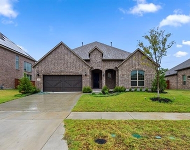 16050 Talamore Lane - Photo Thumbnail 36