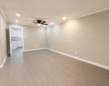 3709 Ashford Avenue - Photo Thumbnail 11