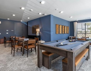 2400 Ace Lane - Photo Thumbnail 18