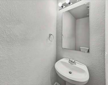 2700 Andesite Lane - Photo Thumbnail 19