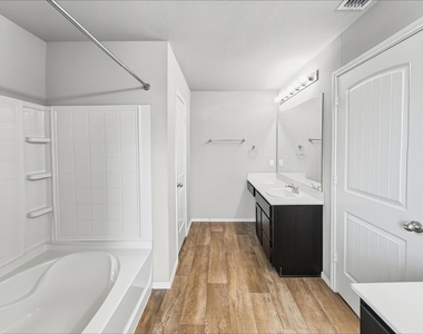 2700 Andesite Lane - Photo Thumbnail 11