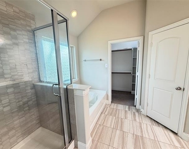 7924 Buttonwood Drive - Photo Thumbnail 16