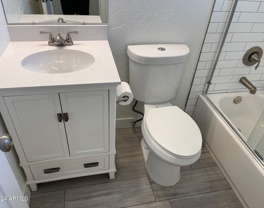 4601 N 12th Avenue - Photo Thumbnail 17