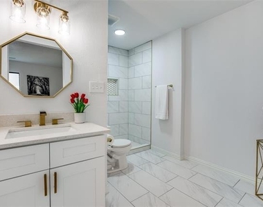 2605 Western Drive - Photo Thumbnail 15