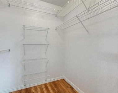 2605 Western Drive - Photo Thumbnail 18