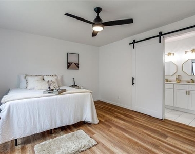 2605 Western Drive - Photo Thumbnail 13