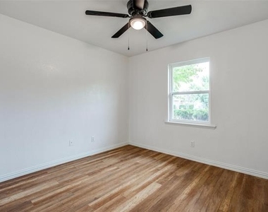 2605 Western Drive - Photo Thumbnail 17